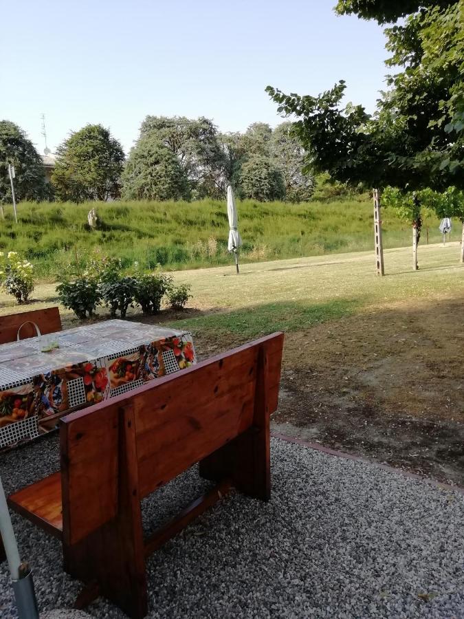Villa Lilli 2 Ferrara Eksteriør bilde